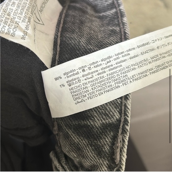 EUC ZARA High Waisted Black Acid Wash Straight Leg Mom Jeans Size 2 - Picture 6 of 6